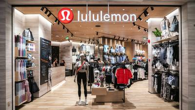 Lululemon is Having a HUGE Savings Event at International Mall this Sunday...Here are the Details!!