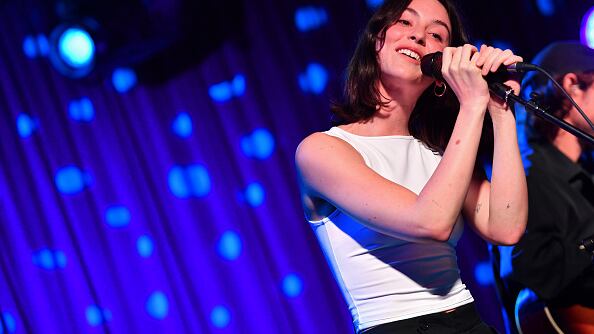 Best New Artist nominee